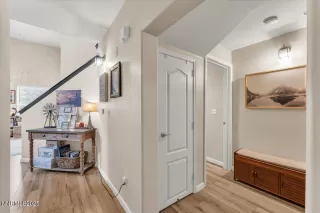 Photo #4: 250058504 Listing 