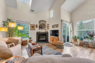 Photo #6: 250058504 Listing 