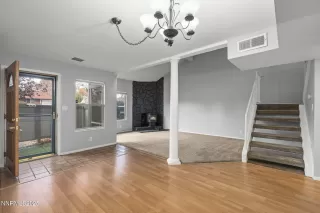 Photo #3: 250058515 Listing 