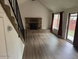 Photo #1: 250058557 Listing 