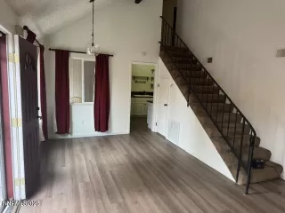 Photo #2: 250058557 Listing 