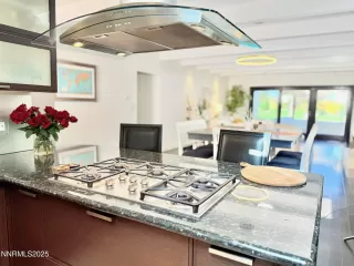 Photo #2: 250058589 Listing 