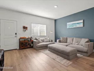 Photo #1: 250058590 Listing