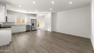 Photo #2: 250058603 Listing 