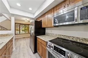 Photo #5: 250058638 Listing 