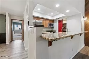 Photo #6: 250058638 Listing 