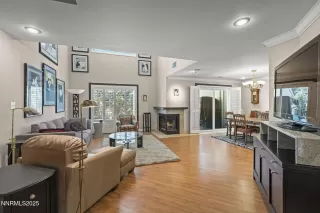 Photo #3: 250058763 Listing 