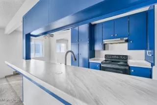 Photo #5: 250058829 Listing 