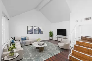 Photo #6: 250058878 Listing