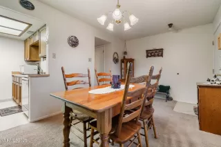 Photo #4: 250059002 Listing