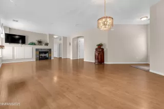 Photo #3: 250059040 Listing