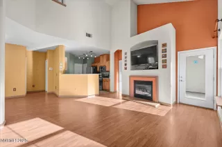 Photo #3: 250059078 Listing