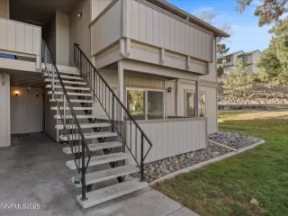 Photo #5: 250059151 Listing