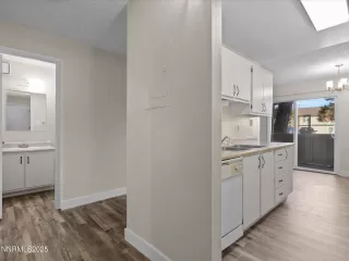 Photo #6: 250059151 Listing