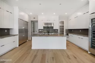 Photo #5: 250059220 Listing 