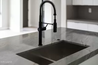 Photo #6: 250059220 Listing 