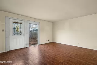 Photo #2: 250059299 Listing 