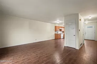 Photo #4: 250059299 Listing 