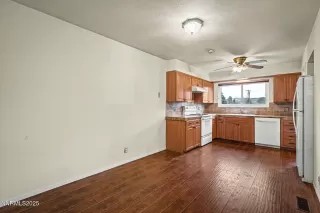 Photo #6: 250059299 Listing 