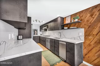 Photo #2: 250059411 Listing 