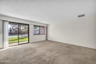 Photo #3: 260000141 Listing