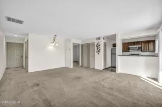 Photo #4: 260000141 Listing