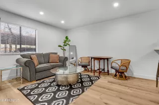 Photo #1: 260000287 Listing