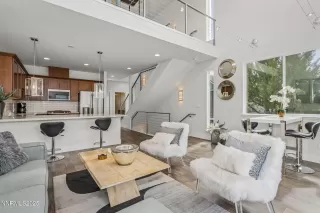 Photo #4: 260000374 Listing 