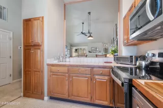 Photo #5: 260000382 Listing