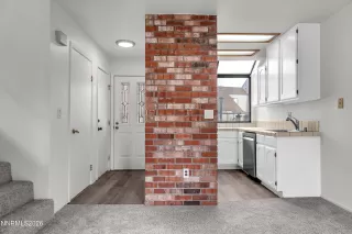 Photo #1: 260000402 Listing