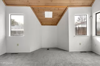 Photo #2: 260000402 Listing