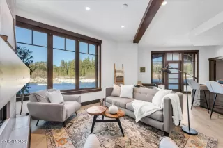 Photo #1: 260000416 Listing 