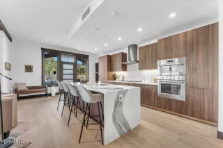 Photo #4: 260000416 Listing 