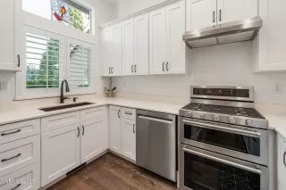 Photo #2: 260000460 Listing 