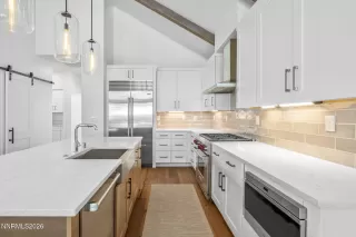 Photo #5: 260000462 Listing