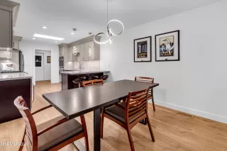 Photo #6: 260000532 Listing 