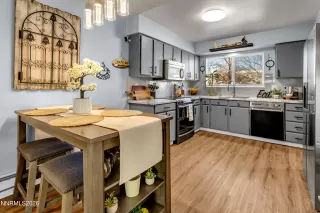 Photo #2: 260000545 Listing 