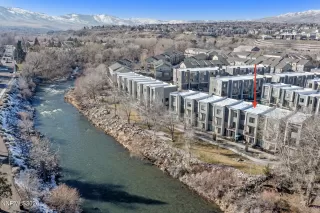 Photo #1: 260000561 Listing 