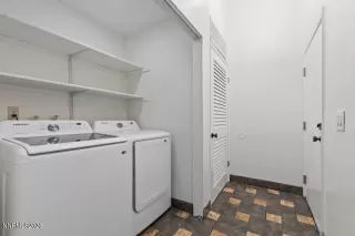 Photo #1: 260000598 Listing 