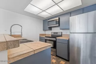 Photo #3: 260000598 Listing 