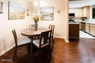 Photo #2: 260000700 Listing 