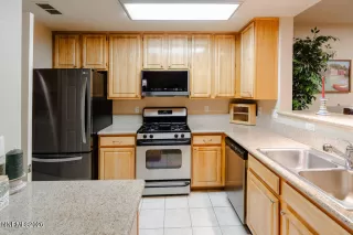 Photo #3: 260000700 Listing 