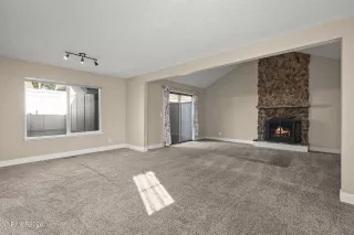 Photo #4: 260000720 Listing