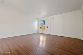 Photo #2: 260000727 Listing 