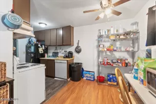 Photo #6: 260000811 Listing