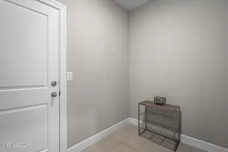 Photo #3: 260000820 Listing