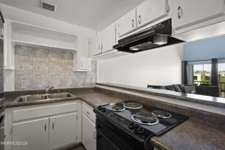 Photo #1: 260000822 Listing 