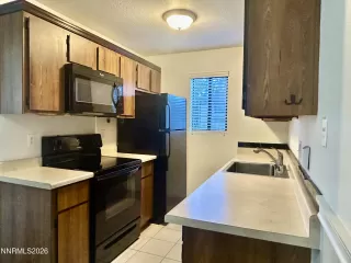 Photo #5: 260000834 Listing