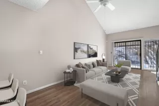 Photo #2: 260000840 Listing 