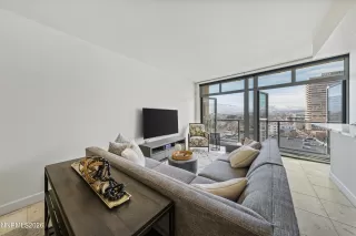 Photo #4: 260000842 Listing 